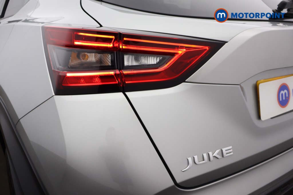 Nissan Juke N-Connecta Automatic Petrol SUV - Stock Number (1665096) - 24th supplementary image