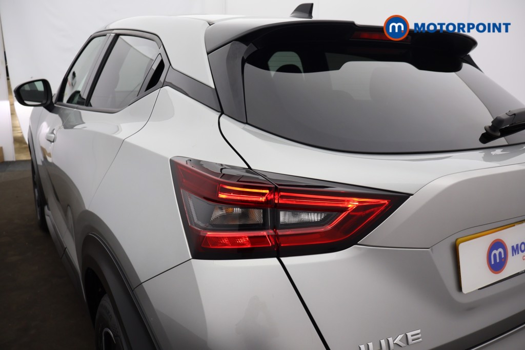 Nissan Juke N-Connecta Automatic Petrol SUV - Stock Number (1665096) - 26th supplementary image
