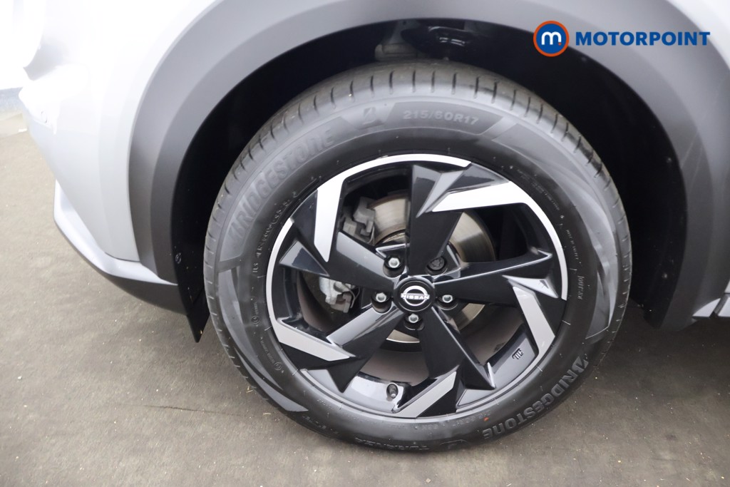 Nissan Juke N-Connecta Automatic Petrol SUV - Stock Number (1665096) - 34th supplementary image