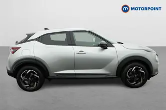 Nissan Juke N-Connecta Automatic Petrol SUV - Stock Number (1665096) - Drivers side