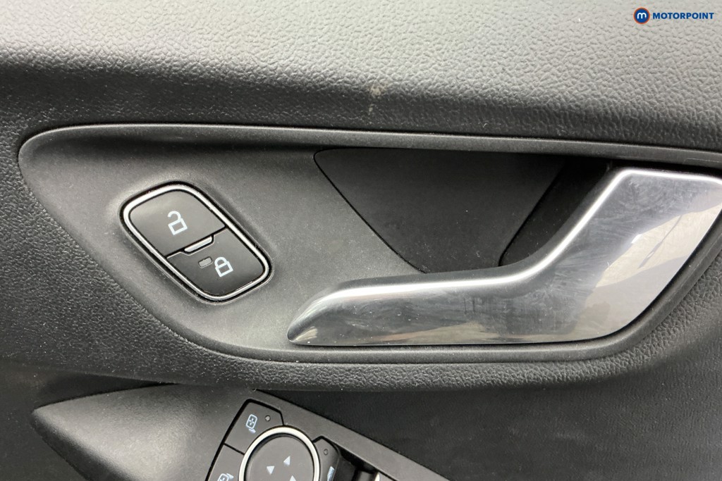 Ford Puma St-Line X First Edition Manual Petrol SUV - Stock Number (1665491) - 18th supplementary image