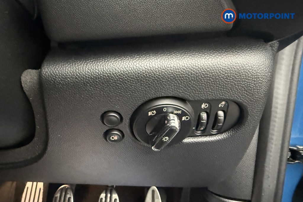 Mini Hatchback Cooper Sport Manual Petrol Hatchback - Stock Number (1665509) - 21st supplementary image