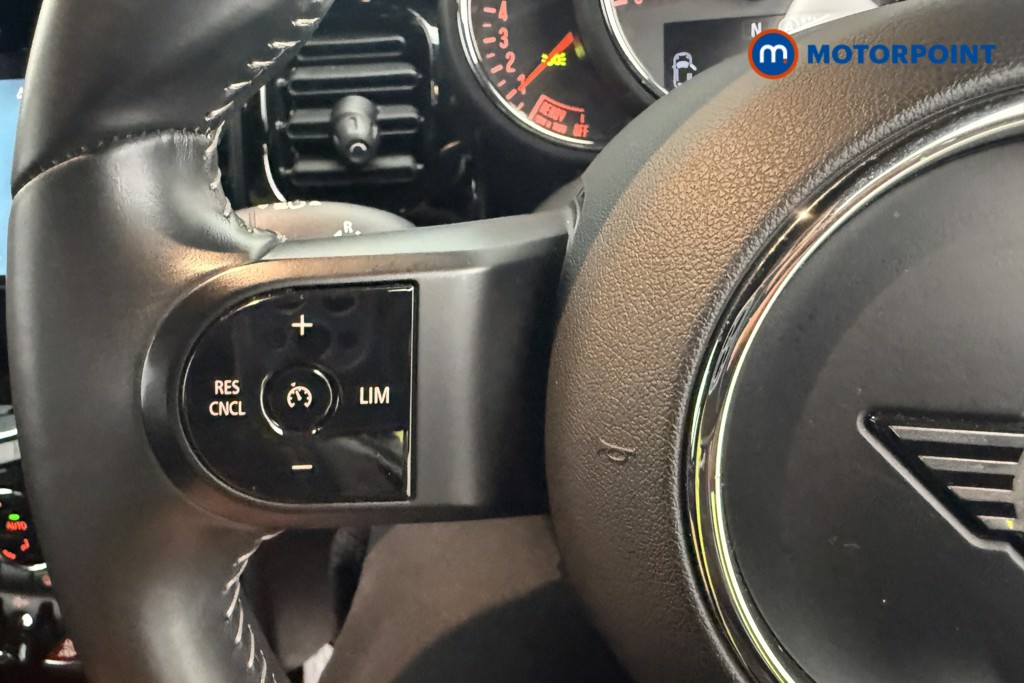 Mini Hatchback Cooper Sport Manual Petrol Hatchback - Stock Number (1665509) - 30th supplementary image