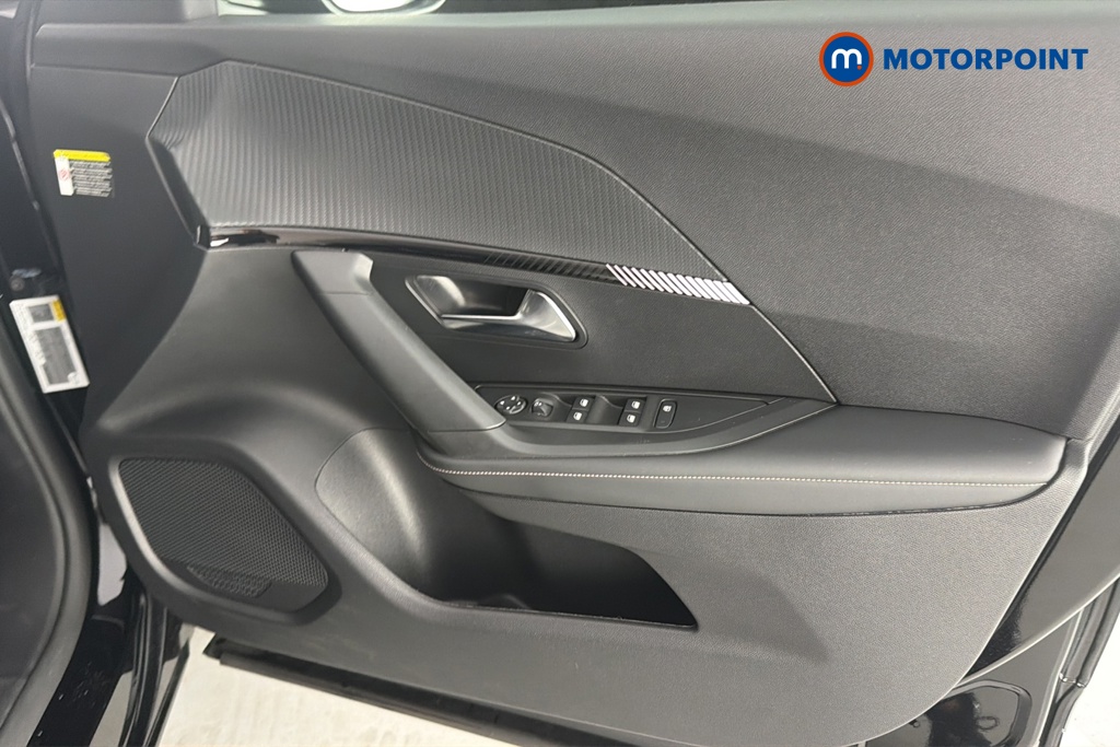 Peugeot 2008 Allure Manual Petrol SUV - Stock Number (1665819) - 18th supplementary image