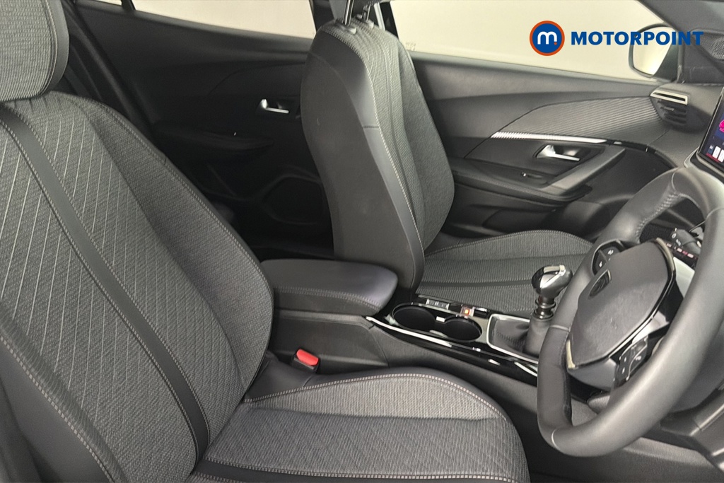 Peugeot 2008 Allure Manual Petrol SUV - Stock Number (1665819) - 22nd supplementary image