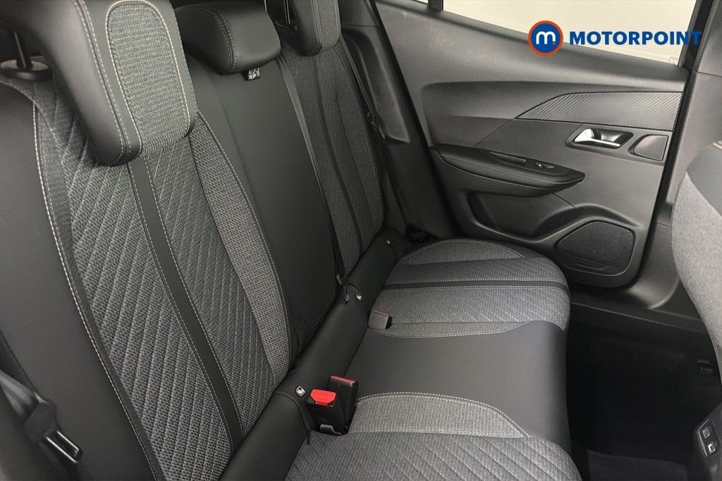 Peugeot 2008 Allure Manual Petrol SUV - Stock Number (1665819) - 25th supplementary image