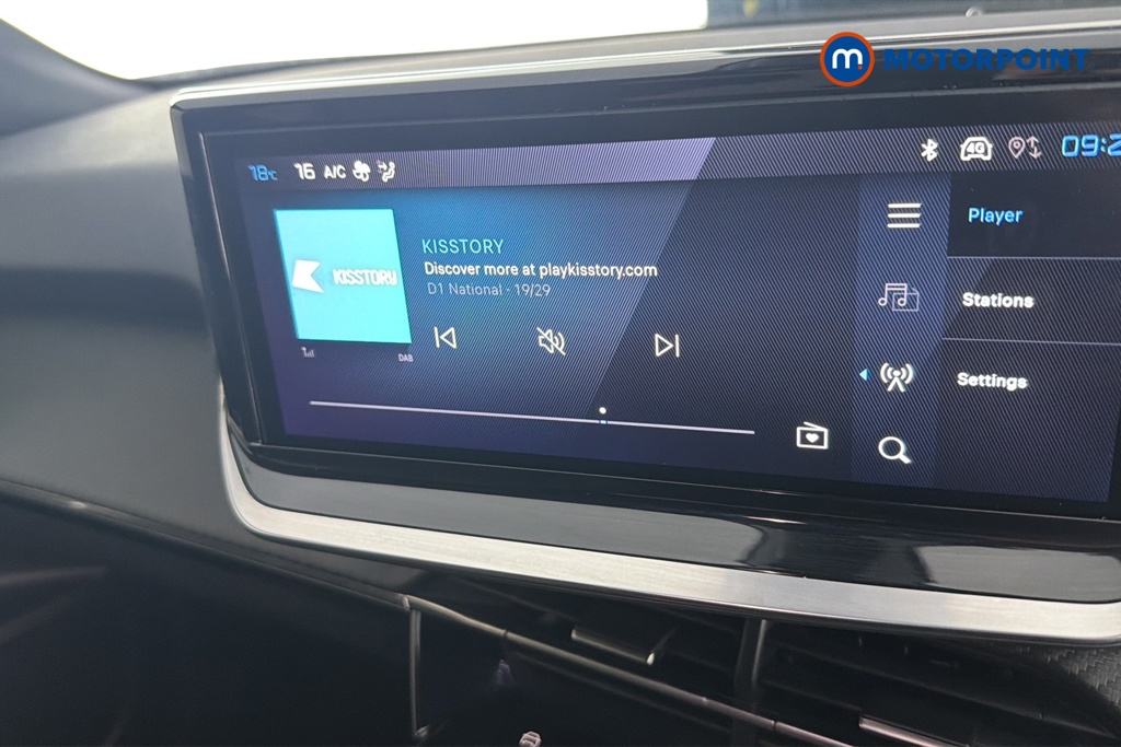 Peugeot 2008 Allure Manual Petrol SUV - Stock Number (1665909) - 8th supplementary image