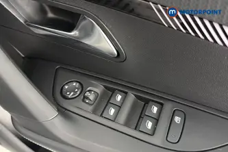 Peugeot 2008 Allure Manual Petrol SUV - Stock Number (1665909) - 19th supplementary image