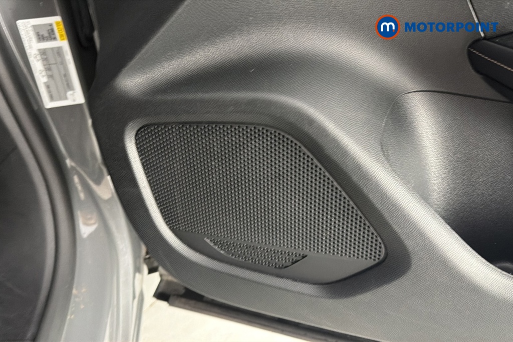 Peugeot 2008 Allure Manual Petrol SUV - Stock Number (1665909) - 21st supplementary image