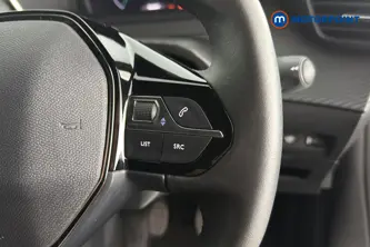 Peugeot 2008 Allure Manual Petrol SUV - Stock Number (1665914) - 3rd supplementary image
