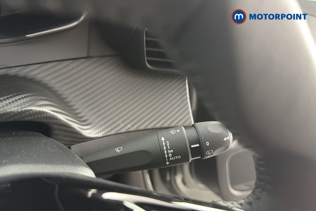 Peugeot 2008 Allure Manual Petrol SUV - Stock Number (1665914) - 6th supplementary image