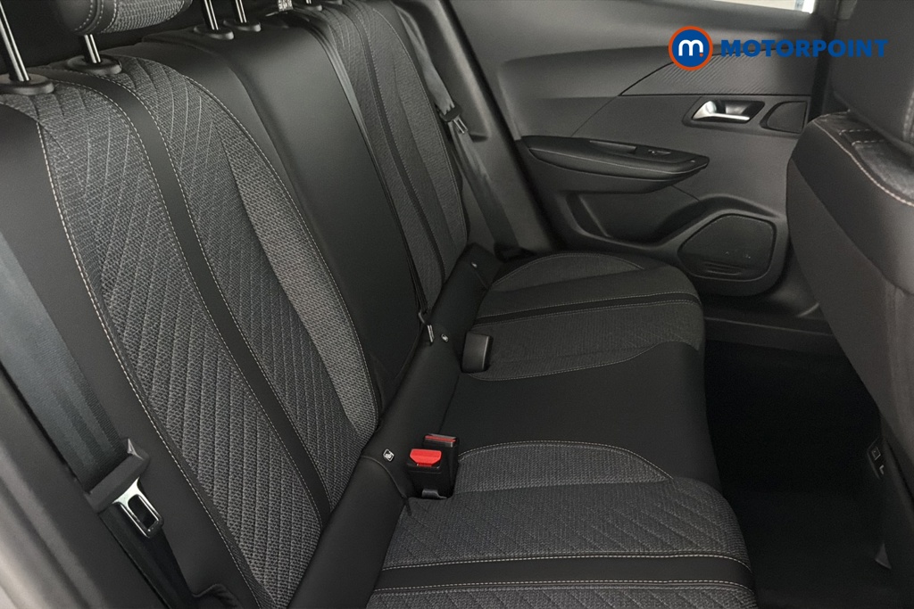 Peugeot 2008 Allure Manual Petrol SUV - Stock Number (1665914) - 25th supplementary image
