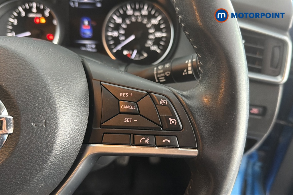 Nissan Qashqai Tekna Manual Petrol SUV - Stock Number (1666563) - 3rd supplementary image
