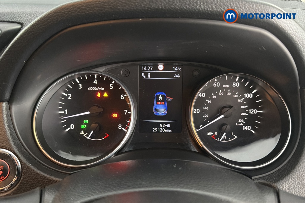 Nissan Qashqai Tekna Manual Petrol SUV - Stock Number (1666563) - 7th supplementary image