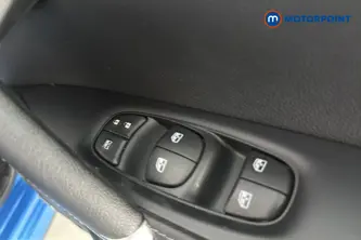 Nissan Qashqai Tekna Manual Petrol SUV - Stock Number (1666563) - 19th supplementary image
