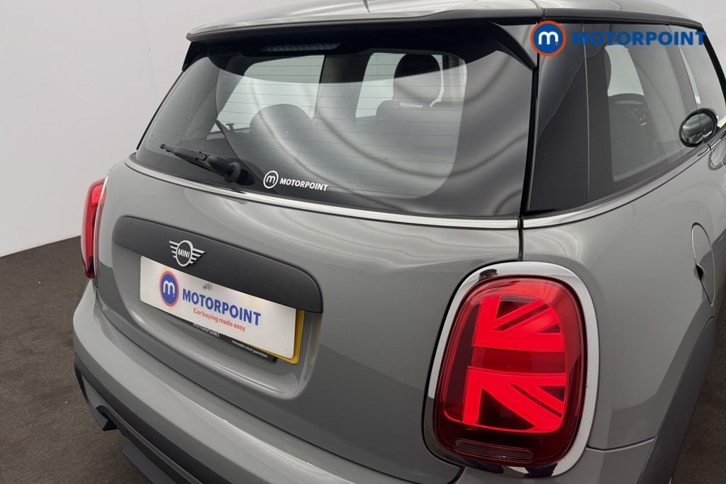 Mini Hatchback One Classic Manual Petrol Hatchback - Stock Number (1666719) - 7th supplementary image