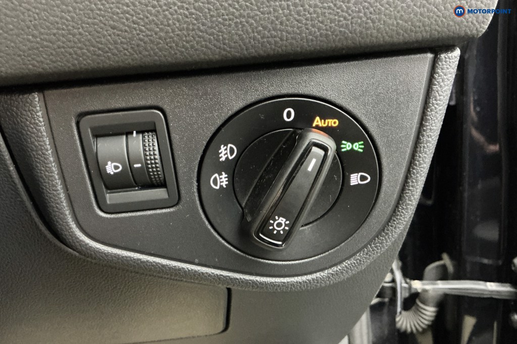 Volkswagen Taigo R-Line Automatic Petrol SUV - Stock Number (1666779) - 14th supplementary image