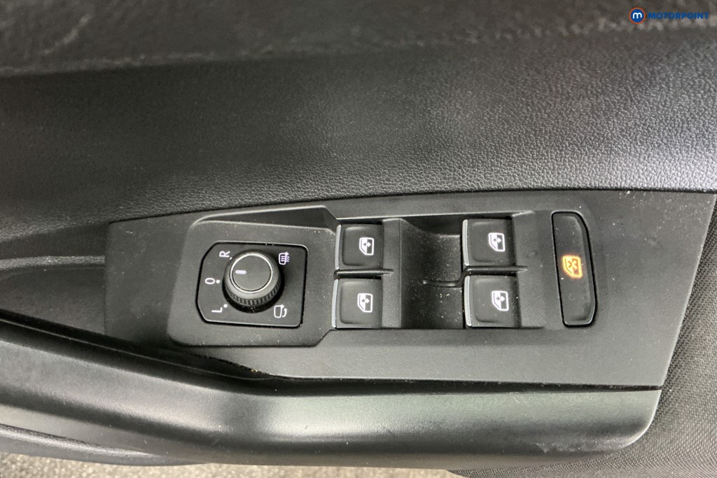 Volkswagen Taigo R-Line Automatic Petrol SUV - Stock Number (1666779) - 16th supplementary image