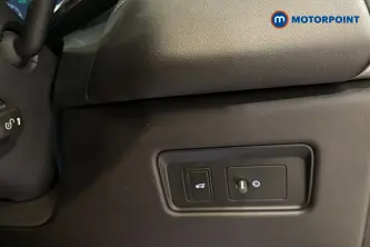 Jaguar F-Pace R-Dynamic Se Black Automatic Diesel SUV - Stock Number (1666811) - 11th supplementary image