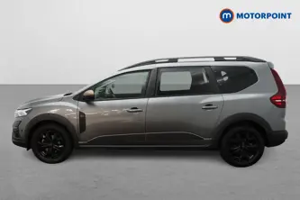 Dacia Jogger Extreme Automatic Petrol-Electric Hybrid People Carrier - Stock Number (1666908) - Passenger side