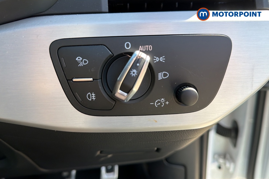 Audi A4 S Line Automatic Petrol Estate - Stock Number (1667032) - 11th supplementary image