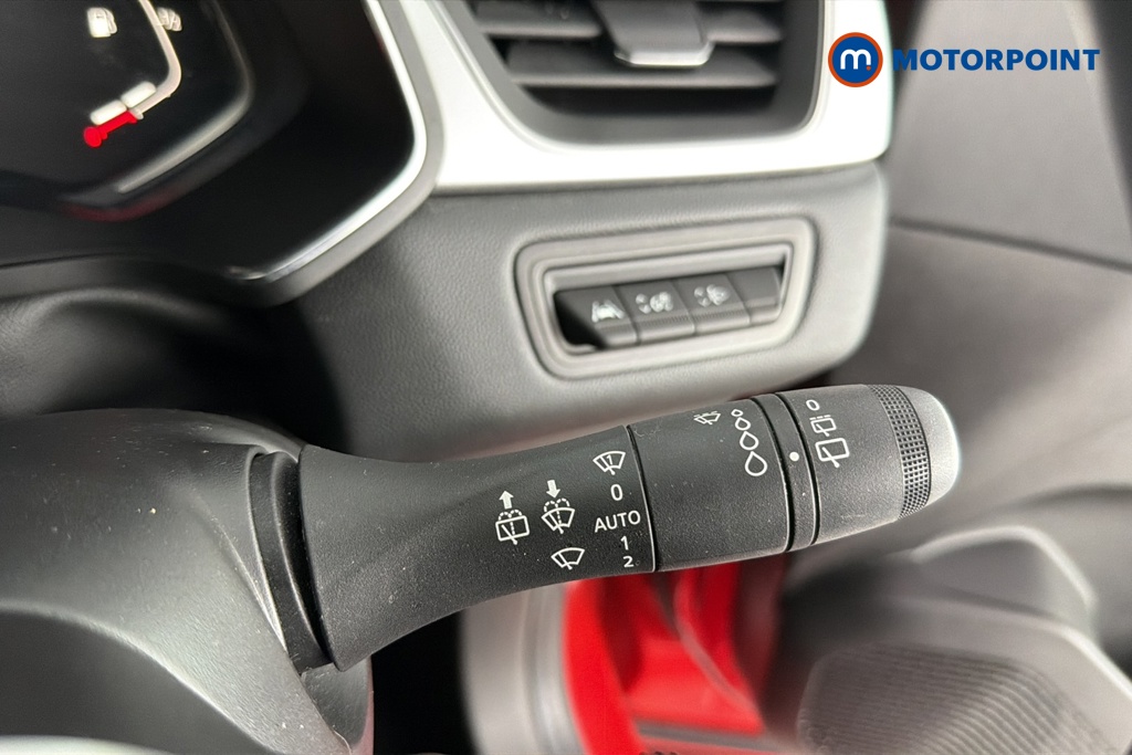 Renault Captur Se Edition Manual Petrol SUV - Stock Number (1667203) - 6th supplementary image