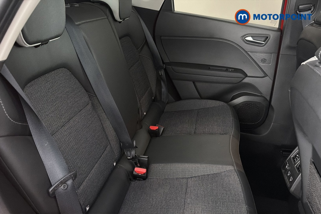 Renault Captur Se Edition Manual Petrol SUV - Stock Number (1667203) - 25th supplementary image