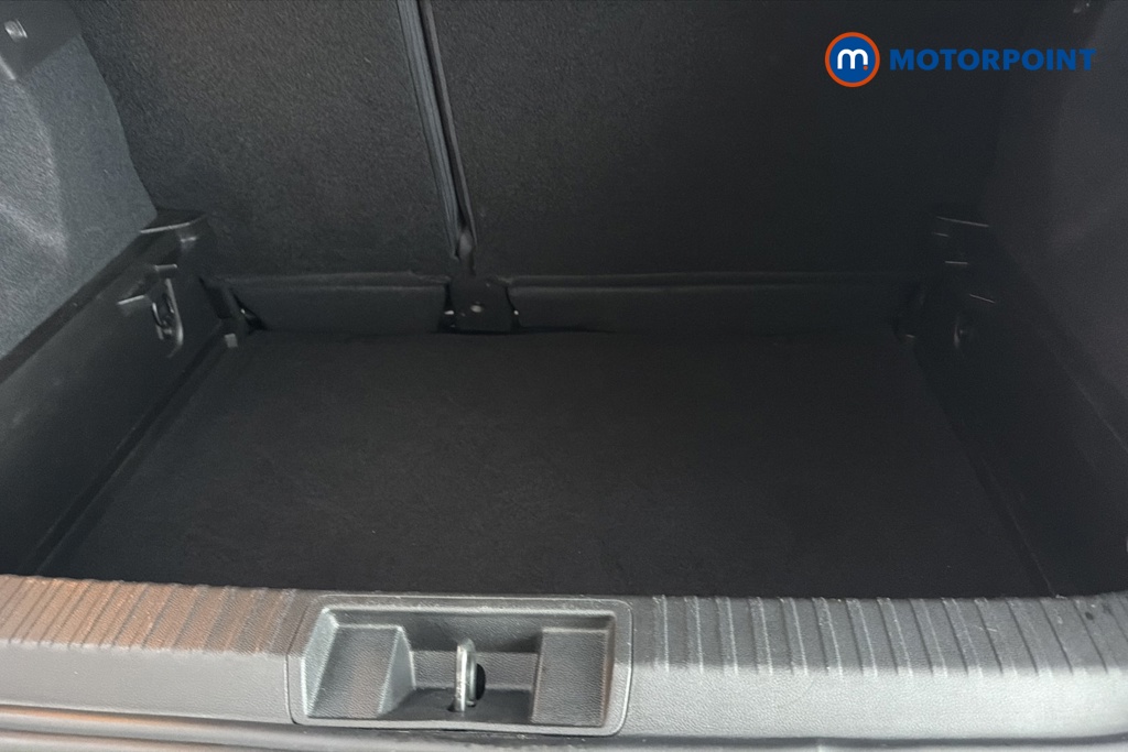 Renault Captur Se Edition Manual Petrol SUV - Stock Number (1667203) - 30th supplementary image