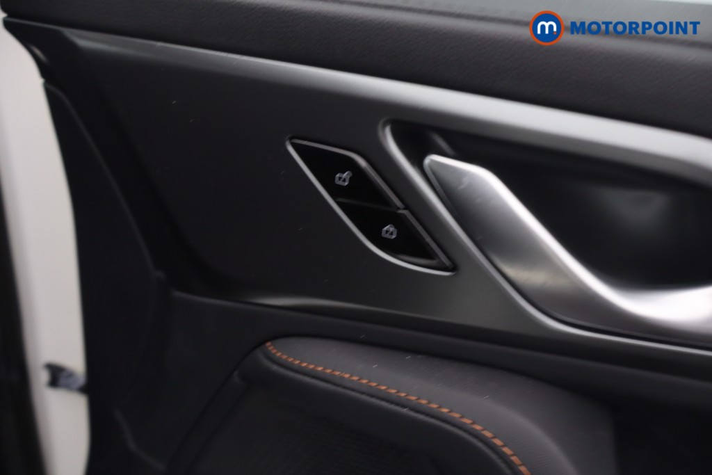 Mg Motor Uk HS Trophy Manual Petrol SUV - Stock Number (1667441) - 9th supplementary image