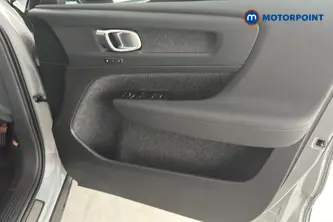 Volvo Xc40 Plus Automatic Electric SUV - Stock Number (1667490) - 18th supplementary image