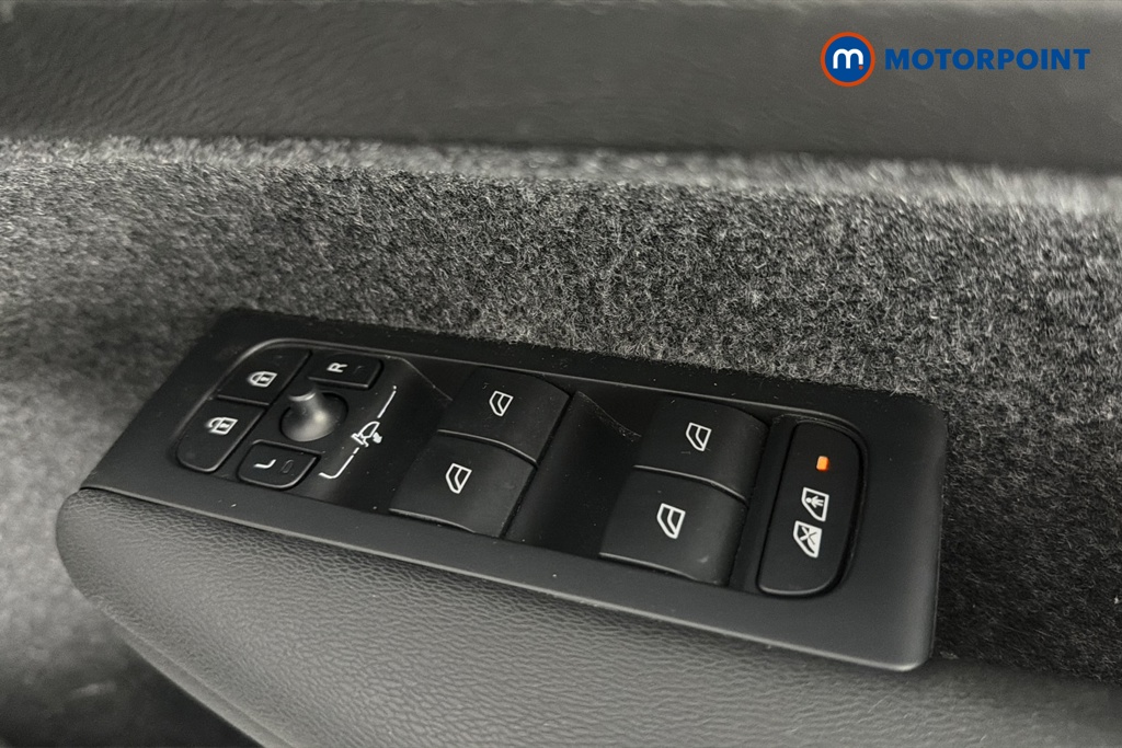 Volvo Xc40 Plus Automatic Electric SUV - Stock Number (1667490) - 19th supplementary image