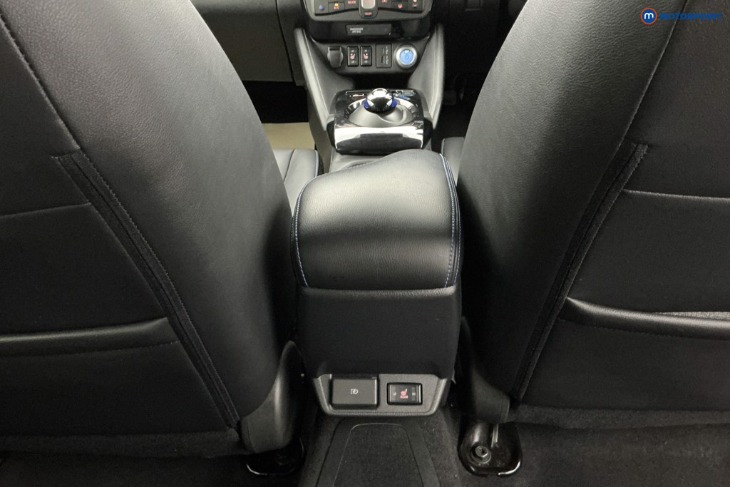 Nissan Leaf N-Connecta Automatic Electric Hatchback - Stock Number (1667593) - 18th supplementary image