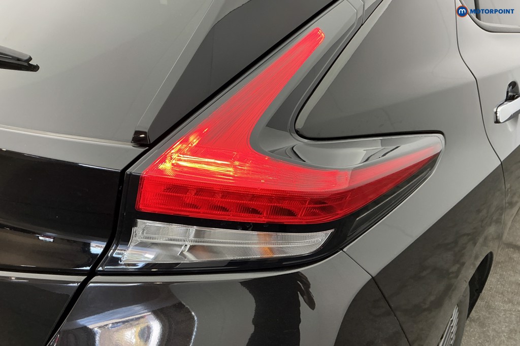 Nissan Leaf N-Connecta Automatic Electric Hatchback - Stock Number (1667593) - 21st supplementary image