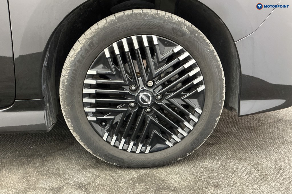 Nissan Leaf N-Connecta Automatic Electric Hatchback - Stock Number (1667593) - 25th supplementary image