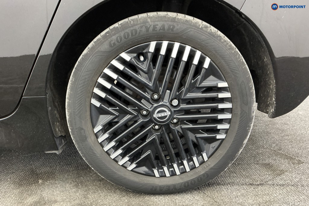 Nissan Leaf N-Connecta Automatic Electric Hatchback - Stock Number (1667593) - 27th supplementary image