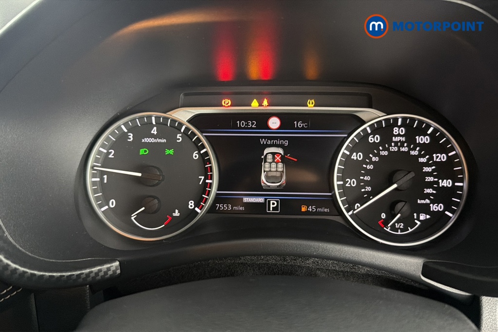 Nissan Juke N-Connecta Automatic Petrol SUV - Stock Number (1667603) - 7th supplementary image