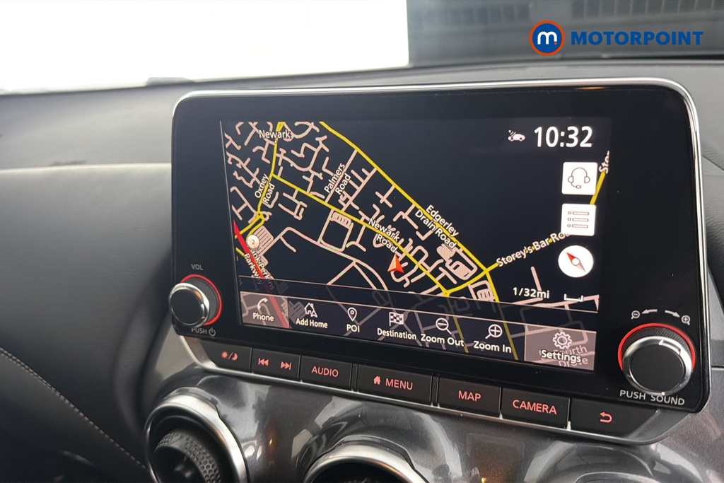 Nissan Juke N-Connecta Automatic Petrol SUV - Stock Number (1667603) - 9th supplementary image