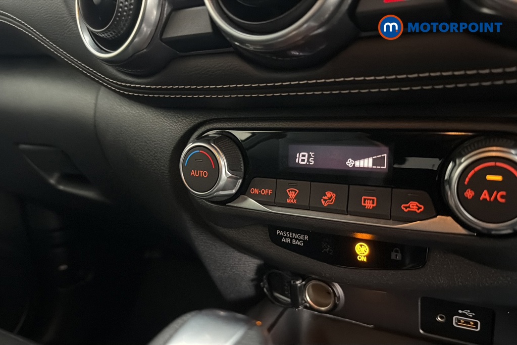 Nissan Juke N-Connecta Automatic Petrol SUV - Stock Number (1667603) - 12th supplementary image