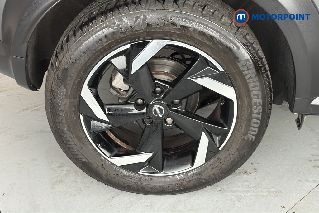 Nissan Juke N-Connecta Automatic Petrol SUV - Stock Number (1667603) - 46th supplementary image