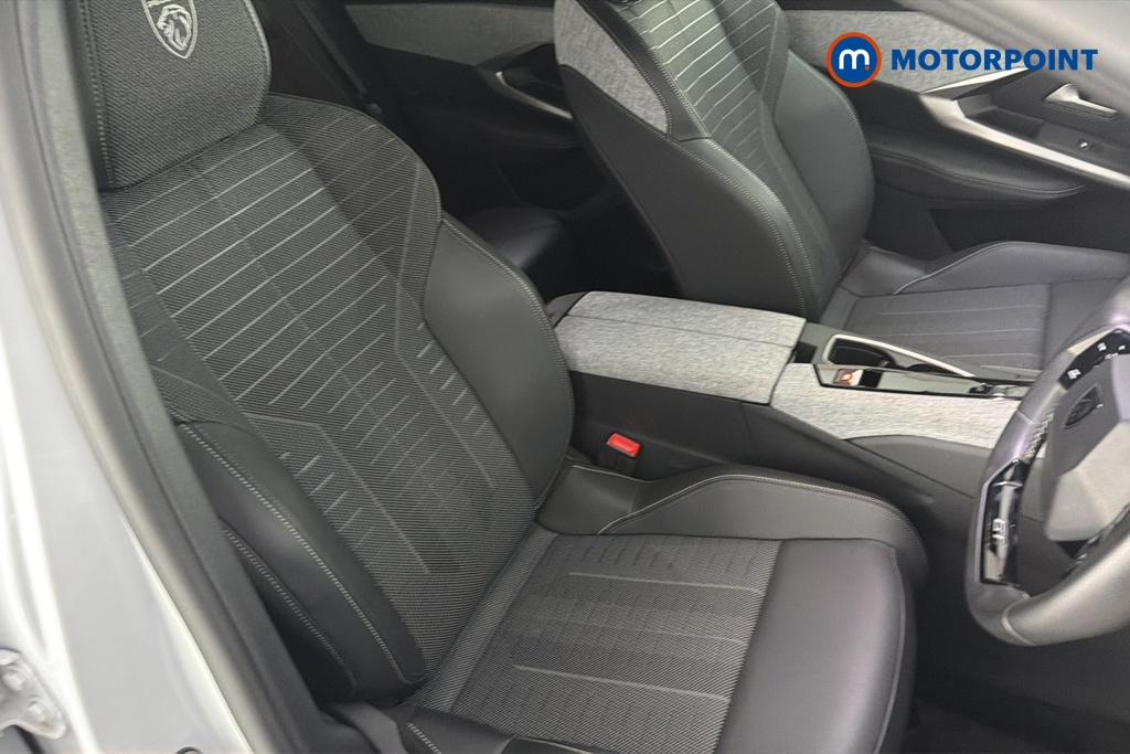Peugeot 3008 GT Automatic Petrol SUV - Stock Number (1667675) - 22nd supplementary image