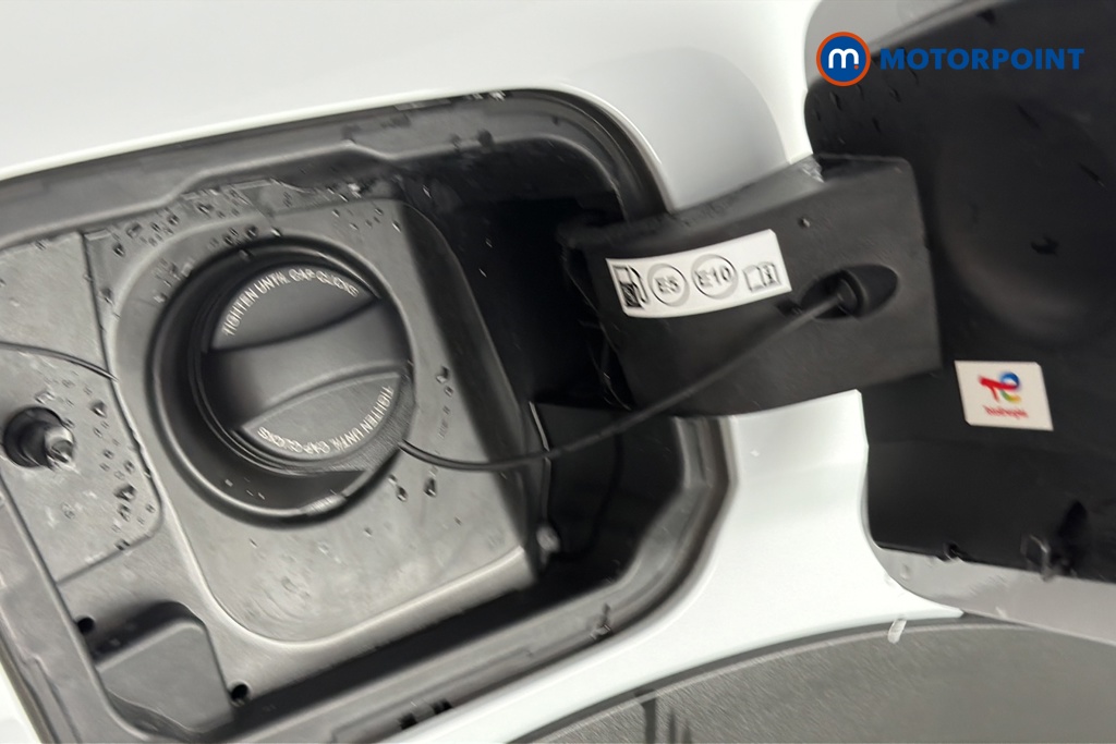 Peugeot 3008 GT Automatic Petrol SUV - Stock Number (1667675) - 41st supplementary image