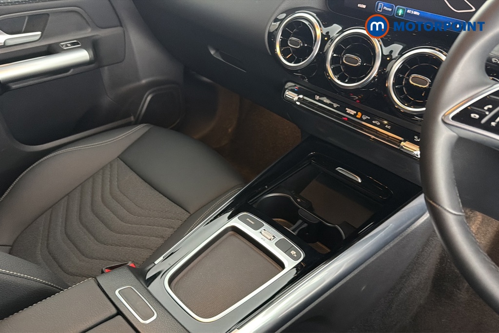 Mercedes-Benz GLA Sport Automatic Petrol SUV - Stock Number (1667683) - 15th supplementary image