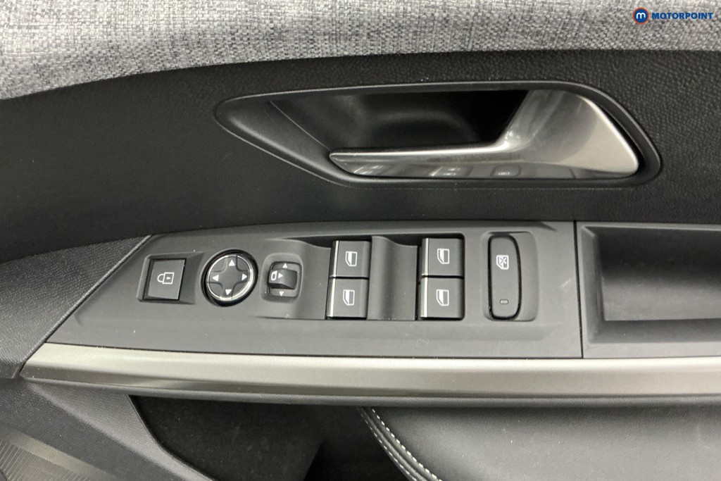Peugeot 5008 GT Automatic Petrol SUV - Stock Number (1667769) - 18th supplementary image
