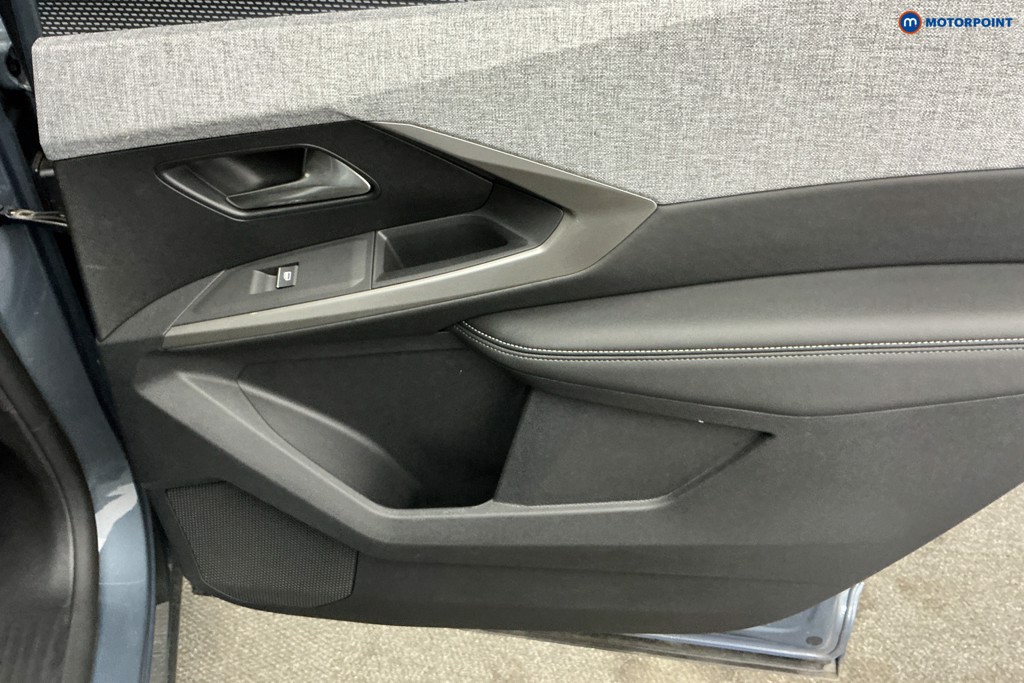 Peugeot 5008 GT Automatic Petrol SUV - Stock Number (1667769) - 22nd supplementary image