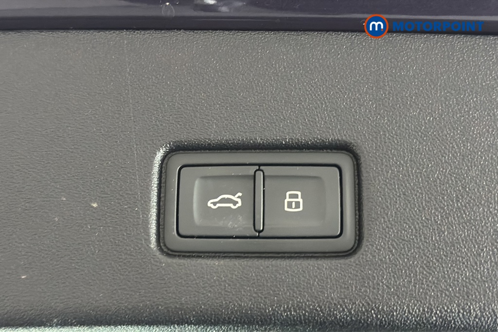 Audi Q4 Sport Automatic Electric SUV - Stock Number (1667818) - 35th supplementary image