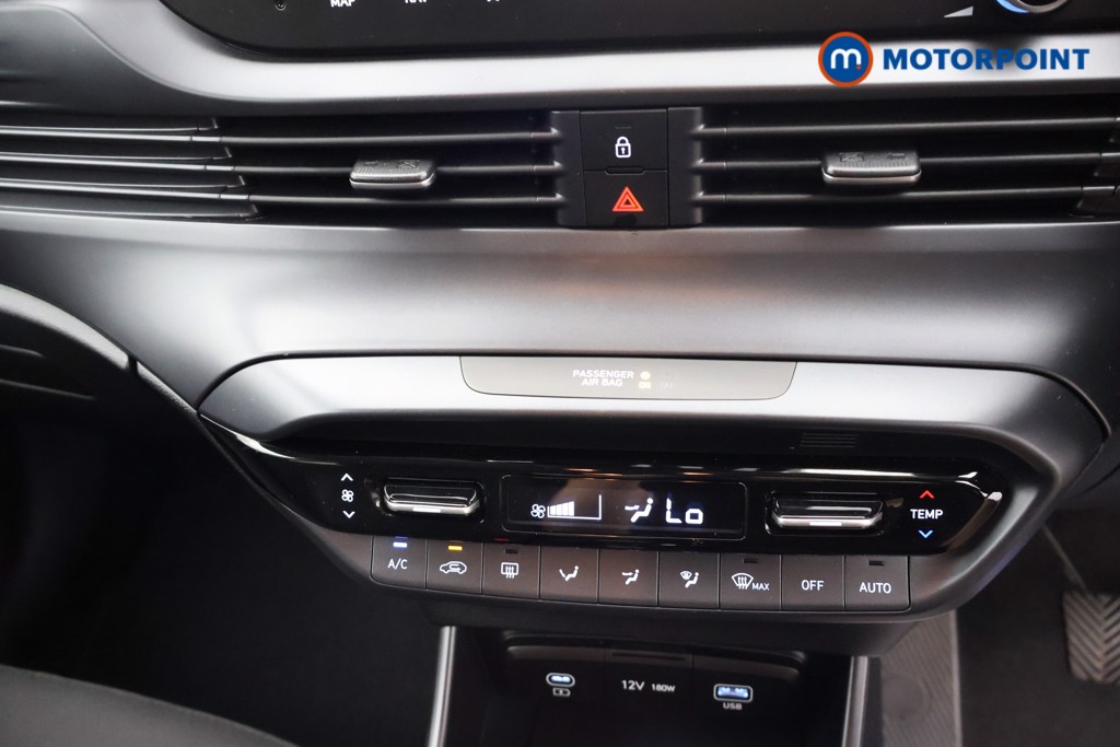 Hyundai I20 Premium Manual Petrol Hatchback - Stock Number (1667828) - 9th supplementary image