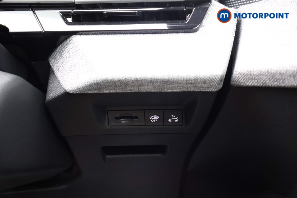 Peugeot 5008 GT Automatic Petrol SUV - Stock Number (1667866) - 7th supplementary image