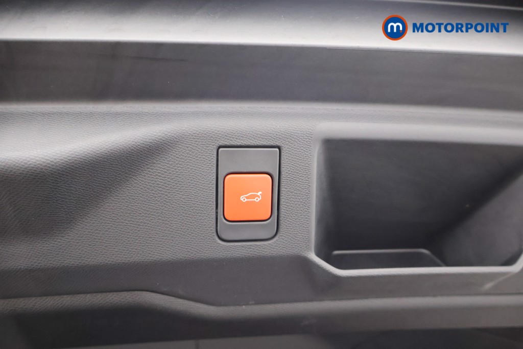 Peugeot 5008 GT Automatic Petrol SUV - Stock Number (1667866) - 27th supplementary image