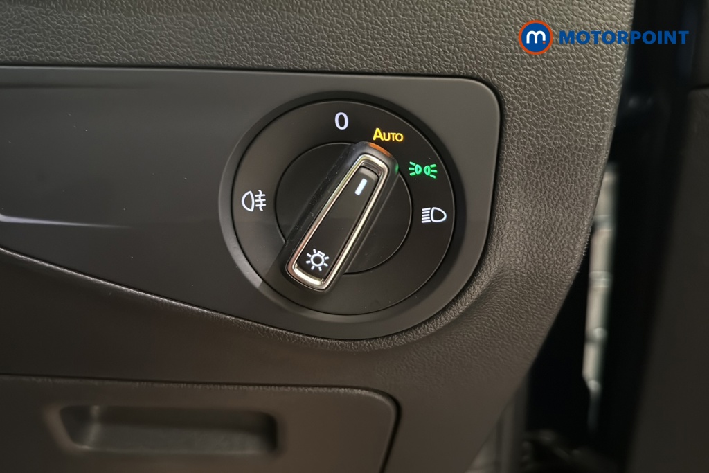 Volkswagen Tiguan Life Manual Petrol SUV - Stock Number (1662850) - 11th supplementary image