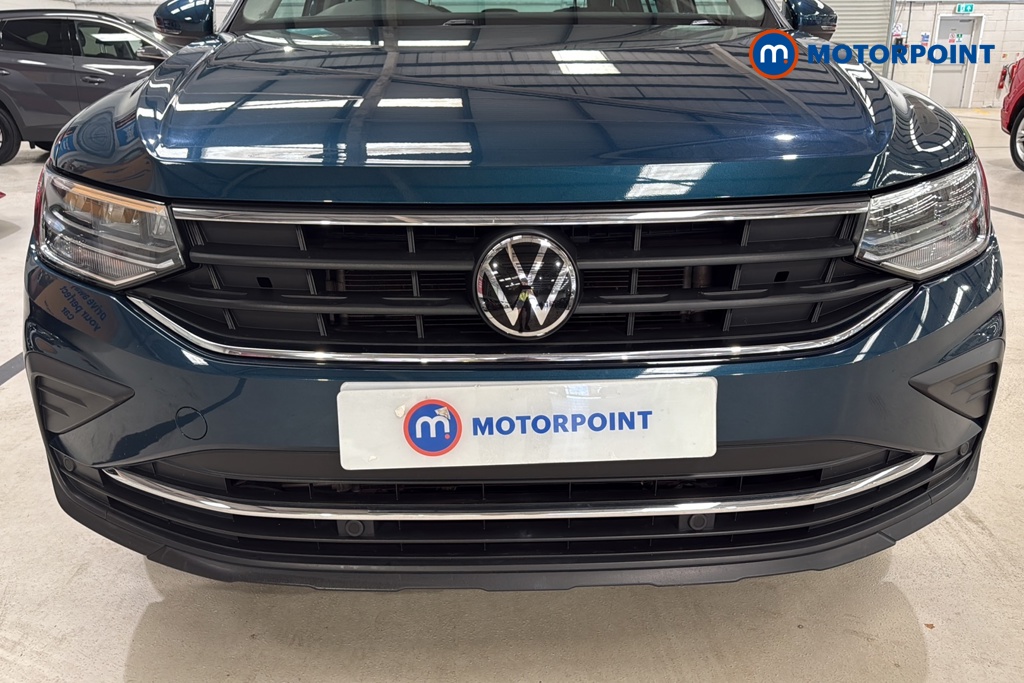 Volkswagen Tiguan Life Manual Petrol SUV - Stock Number (1662850) - 43rd supplementary image